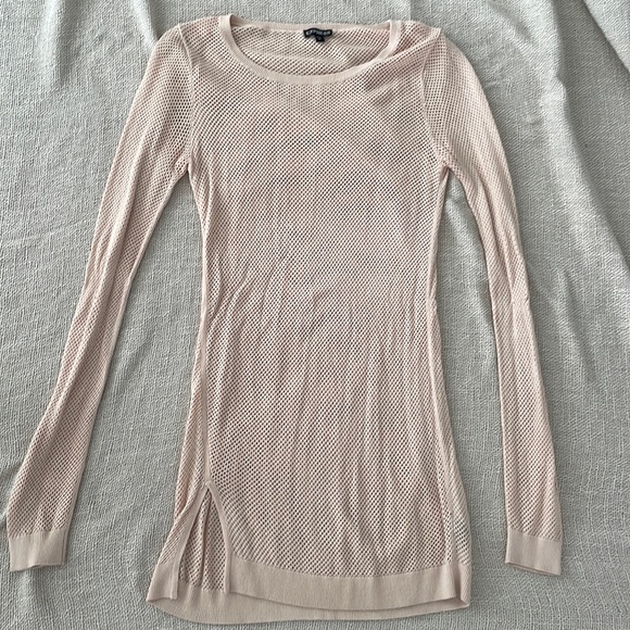 Long see-thru top from Express! Great condition. - Picture 1 of 2